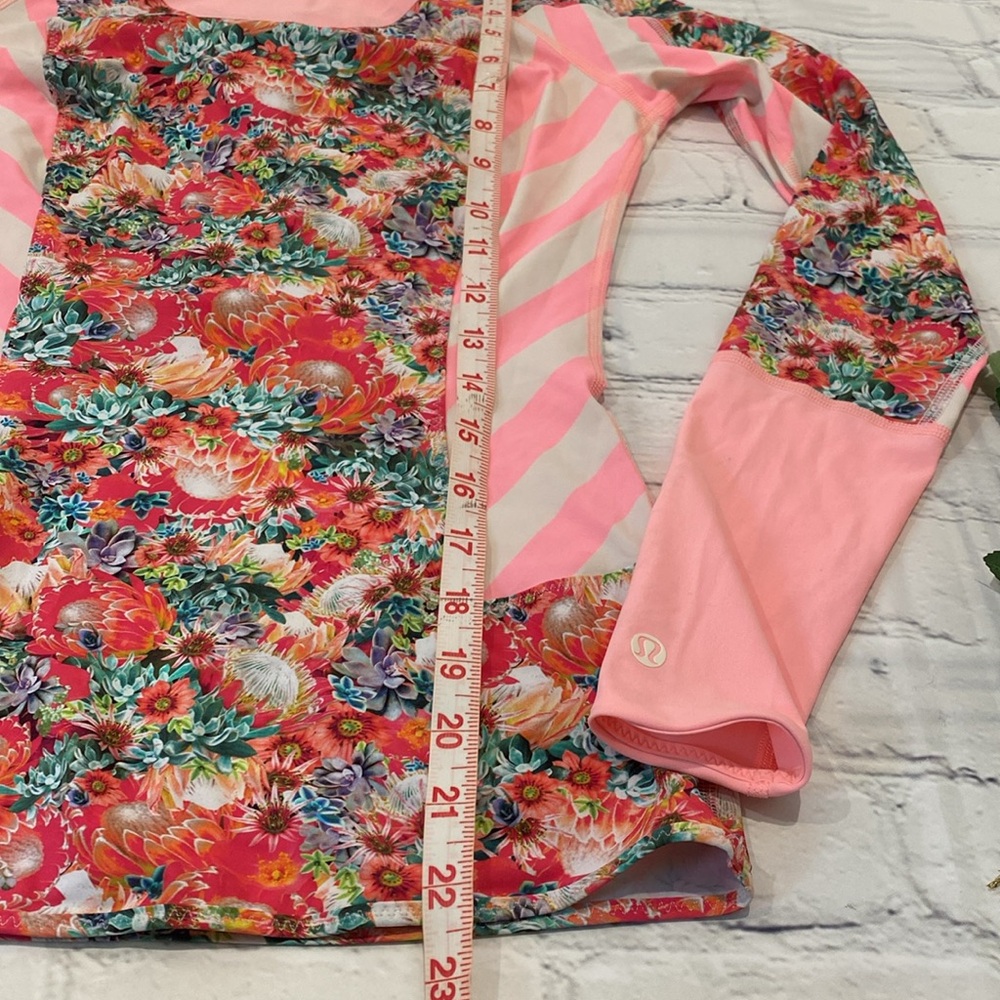 Lululemon Shanti Surf Rashguard - Picture 13 of 15